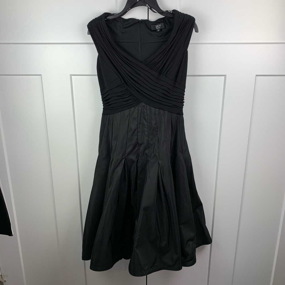 Tadashi Collection Size 10 Black Cocktail Party Taffeta Dress Pleated